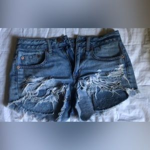 American eagle shorts size 4